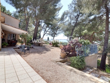 Maison à vendre 4 pièces de 127 m² à Saint-Chamas