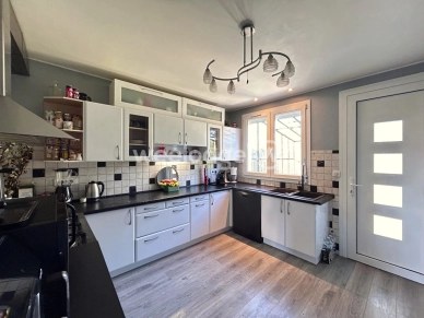 Maison à vendre 9 pièces de 180 m² à Perthes