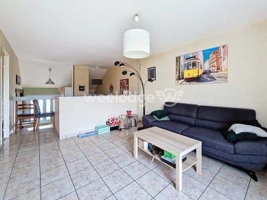 Maison à vendre 4 pièces de 81,5 m² à Jouy-le-Moutier