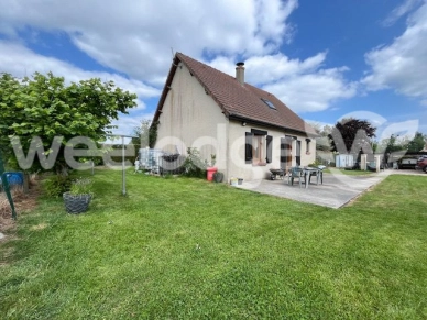 Maison à vendre 6 pièces de 107 m² à Chaumont-en-Vexin