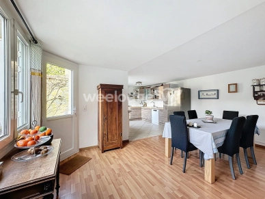 Maison à vendre 8 pièces de 143 m² à Maurecourt