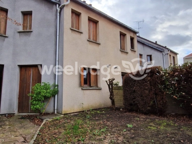 Maison à vendre 4 pièces de 84,55 m² à Jouy-le-Moutier