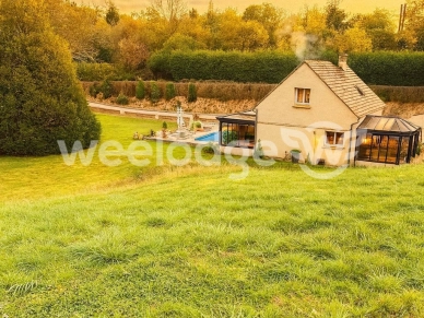 Maison à vendre 7 pièces de 183 m² à Moussy