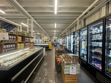 Local commercial à vendre de 720 m² à Valenton