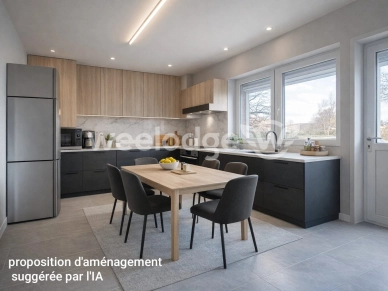 Maison à vendre 9 pièces de 140 m² à Saint-Remy-Chaussée