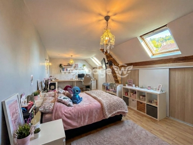 Maison à vendre 9 pièces de 180 m² à Perthes