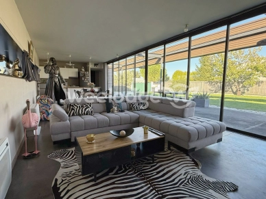 Maison à vendre 4 pièces de 101 m² à Angoulême