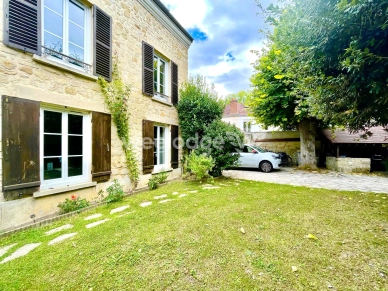 Maison à vendre 7 pièces de 150 m² à Vauréal