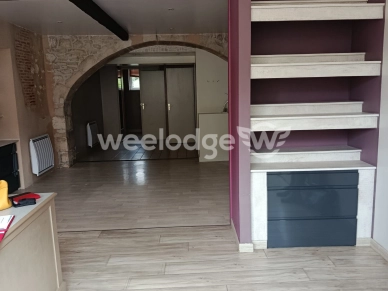 Maison à vendre 2 pièces de 90 m² à Saint-Gaultier