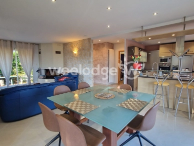 Maison à vendre 6 pièces de 133 m² à Jouy-le-Moutier