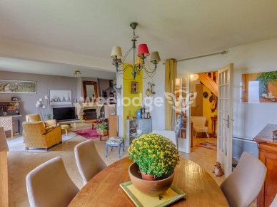 Maison à vendre 5 pièces de 138 m² à Chanteloup-les-Vignes