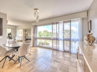 Appartement à vendre 3 pièces de 72 m² à Garches