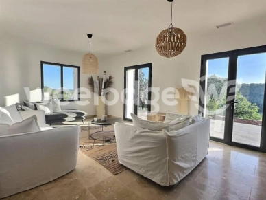 Maison à vendre 4 pièces de 125 m² à Cornillon-Confoux