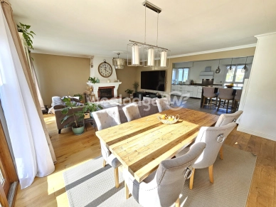 Maison à vendre 9 pièces de 220 m² à Éragny