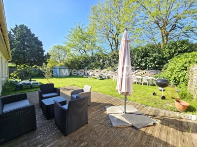 Maison à vendre 9 pièces de 220 m² à Éragny