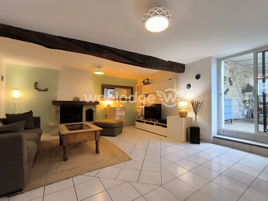 Maison à vendre 8 pièces de 190 m² à Jouy-le-Moutier