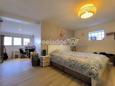 Maison à vendre 8 pièces de 190 m² à Jouy-le-Moutier