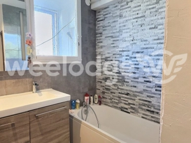 Appartement à vendre 3 pièces de 56 m² à Istres