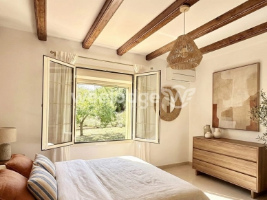 Maison à vendre 9 pièces de 225 m² à Mandelieu-la-Napoule