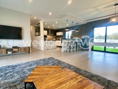 Maison à vendre 6 pièces de 165 m² à Montberon