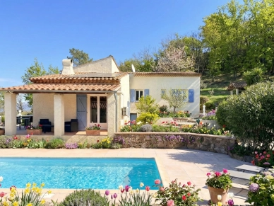 Maison à vendre 7 pièces de 168 m² à Mandelieu-la-Napoule