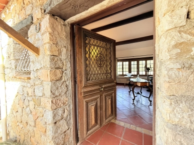 Maison à vendre 7 pièces de 228,74 m² à Saint-Paul-en-Forêt