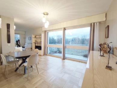 Appartement à vendre 3 pièces de 72 m² à Garches