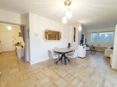 Appartement à vendre 3 pièces de 72 m² à Garches