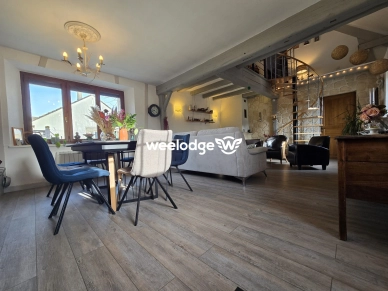 Maison à vendre 7 pièces de 153 m² à Chauffours