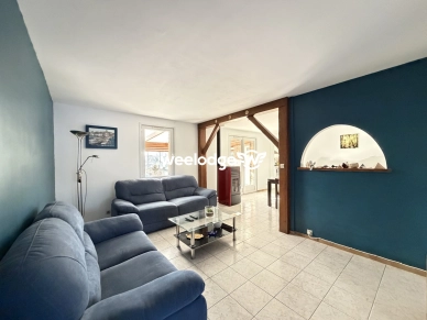 Maison à vendre 6 pièces de 115 m² à Assevent