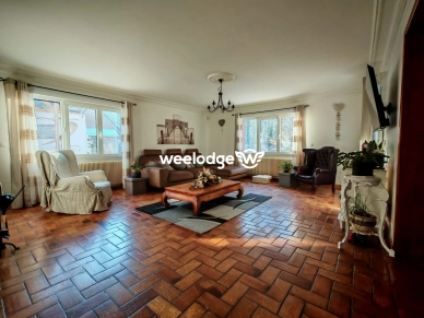 Maison à vendre 10 pièces de 261,85 m² à Auchel