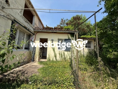 Maison à vendre 1 pièces de 186 m² à Mornac