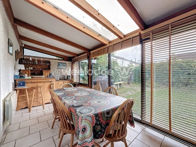 Maison à vendre 6 pièces de 118,64 m² à Éragny