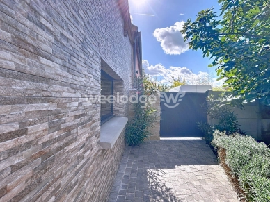 Maison à vendre 7 pièces de 310 m² à Éragny