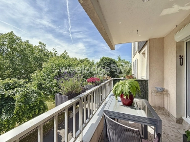 Appartement à vendre 4 pièces de 79,43 m² à Éragny