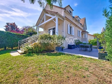 Maison à vendre 7 pièces de 165 m² à Conflans-Sainte-Honorine