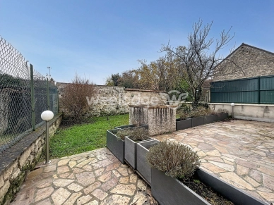 Maison à vendre 6 pièces de 136,58 m² à Éragny