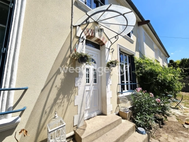 Maison à vendre 6 pièces de 133 m² à Conflans-Sainte-Honorine