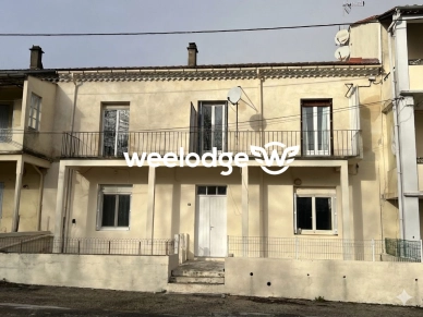 Immeuble à vendre à Meyrannes