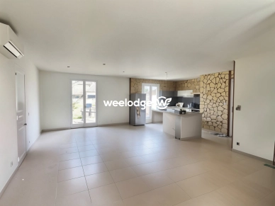 Maison à vendre 4 pièces de 89,4 m² à Saint-Martin-de-Crau