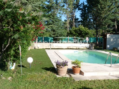 Maison à vendre 6 pièces de 180 m² à Saint-Martin-de-la-Brasque