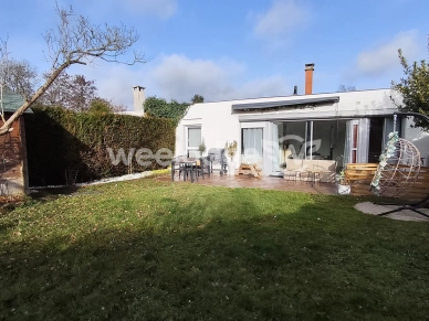 Maison à vendre 5 pièces de 103 m² à Élancourt