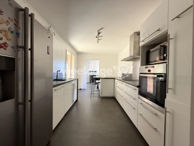 Maison à vendre 6 pièces de 147 m² à Pechbonnieu