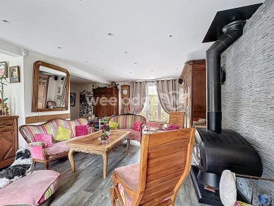 Maison à vendre 6 pièces de 145 m² à Neuville-sur-Oise