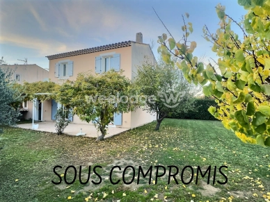 Maison à vendre 4 pièces de 111 m² à Peyrolles-en-Provence