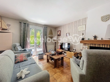 Maison à vendre 6 pièces de 184 m² à Jouy-le-Moutier