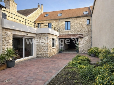 Maison à vendre 5 pièces de 235 m² à Ecquevilly