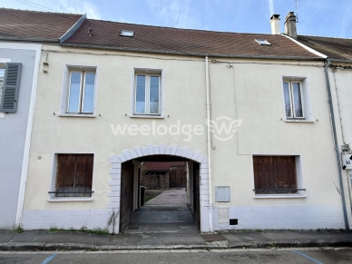 Maison à vendre 5 pièces de 235 m² à Ecquevilly