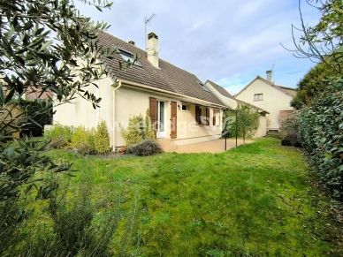 Maison à vendre 6 pièces de 122 m² à Conflans-Sainte-Honorine