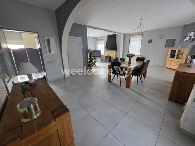 Maison à vendre 6 pièces de 163 m² à Escautpont